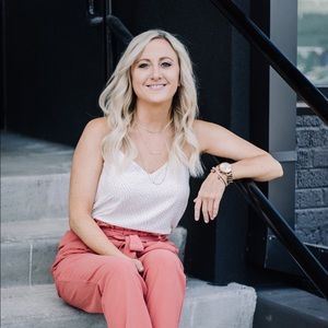 Meet your Posher, Rachel